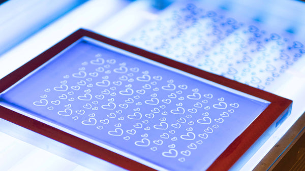 Exposing your Own Screen with Photo Emulsion